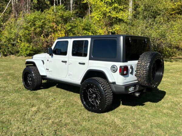 2020 Jeep Wrangler - Image 7