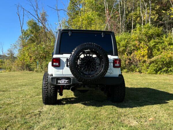 2020 Jeep Wrangler - Image 8