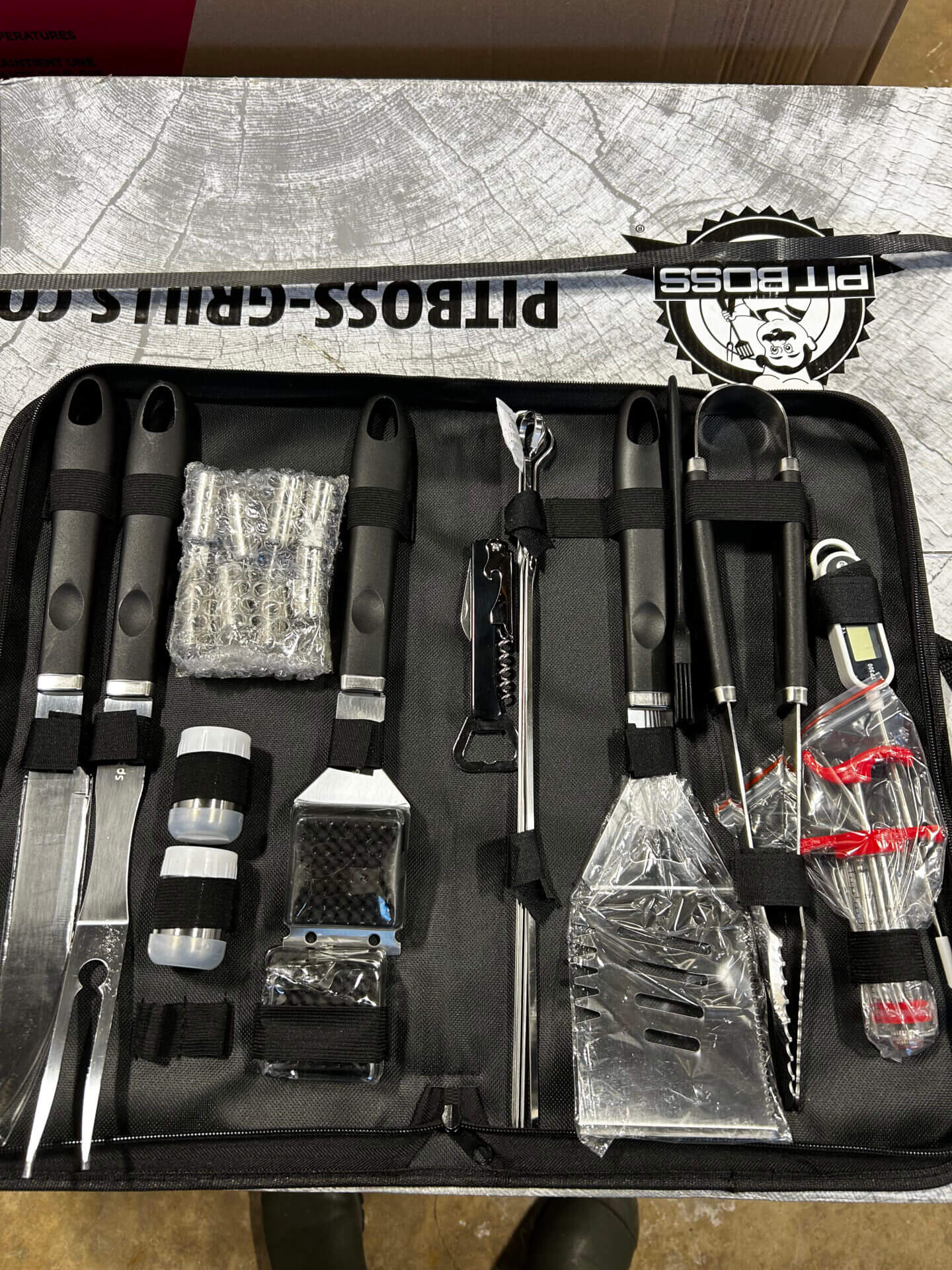 Sizzle & Smoke - Image 2